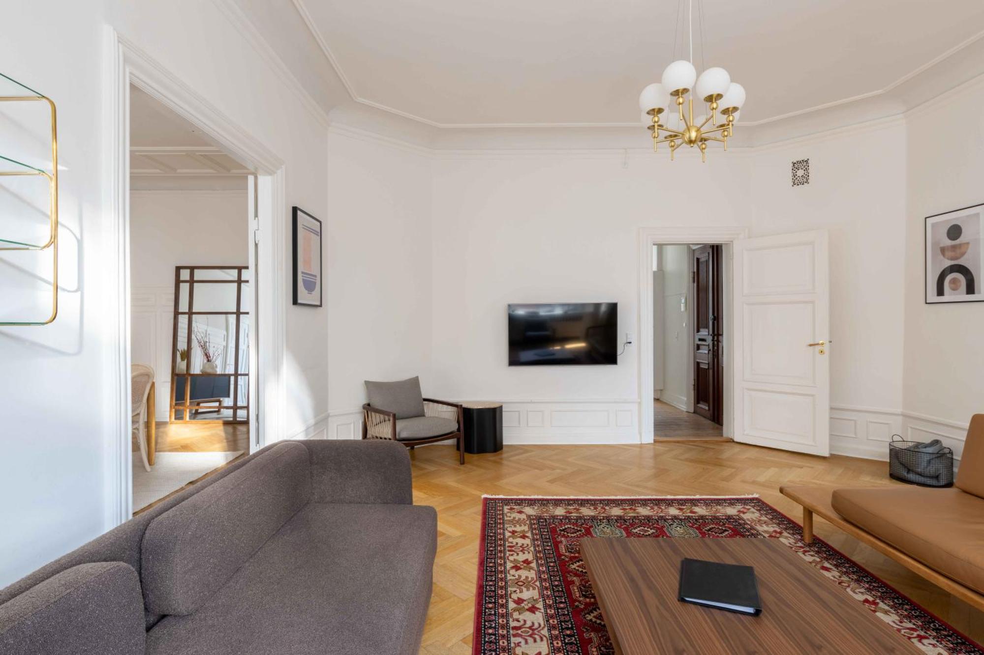 Lovely 3Br Manor Apartment 5 Min From Tivoli Gardens Копенгаген Экстерьер фото