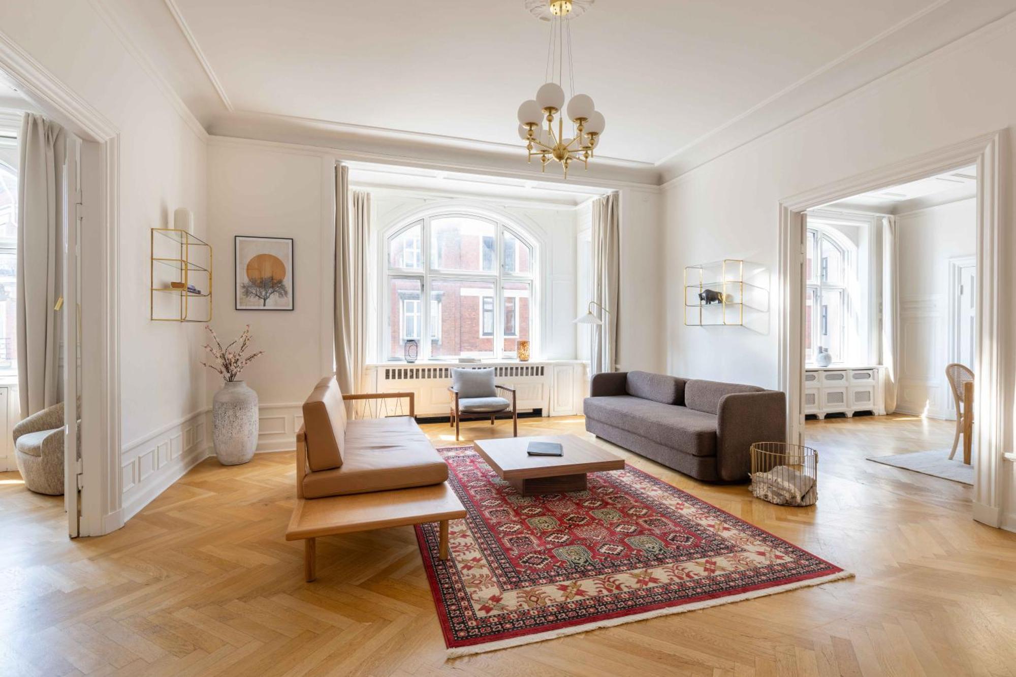 Lovely 3Br Manor Apartment 5 Min From Tivoli Gardens Копенгаген Экстерьер фото